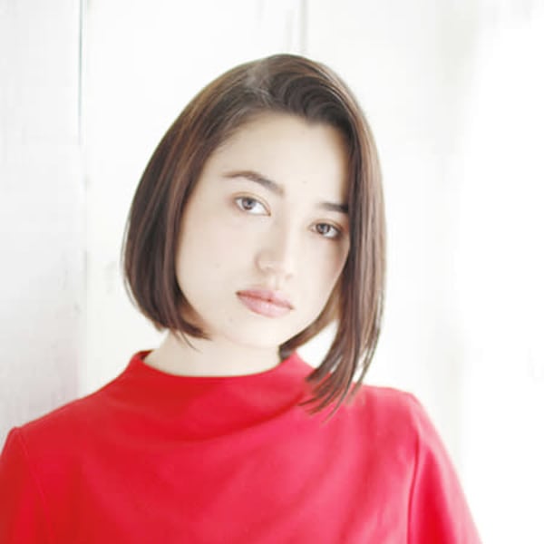 20代30代40代 モードの顔した大人ボブ【草津】