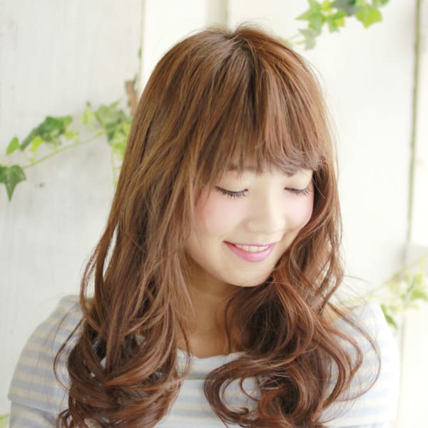 コテ巻き風パーマスタイル