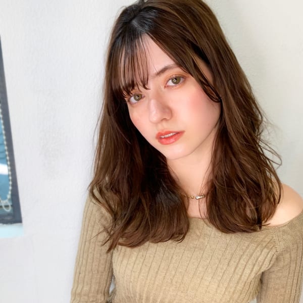 【山田】シースルーバング小顔無造作クアンクセミディベージュ