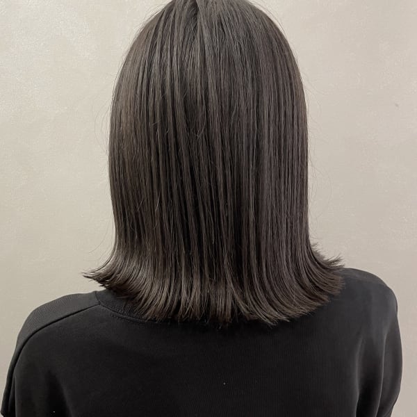 【＆ONE 自由が丘】グレージュ×外ハネミディ