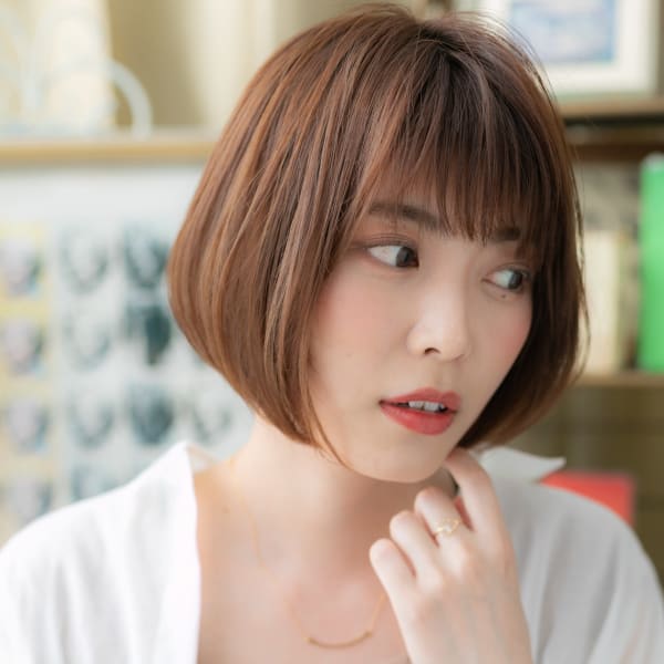 インナーハイライト大人かわいい前下がりボブ 暖色系カラー