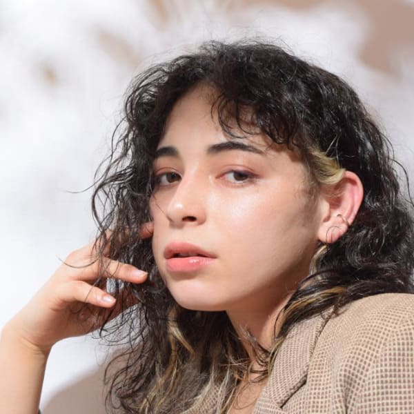 外国人風パーマスタイル|aco by Neolive