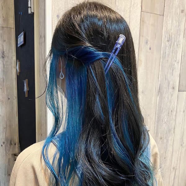 発色◎ブルーのインナーカラー♪