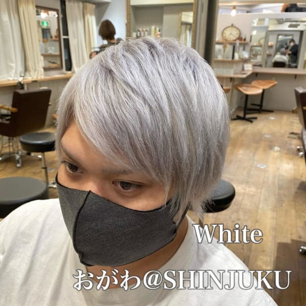 【担当おがわのぶや】*White*