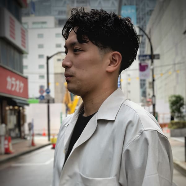 ニュアンスパーマで彩る大人のセクシーセンターパート