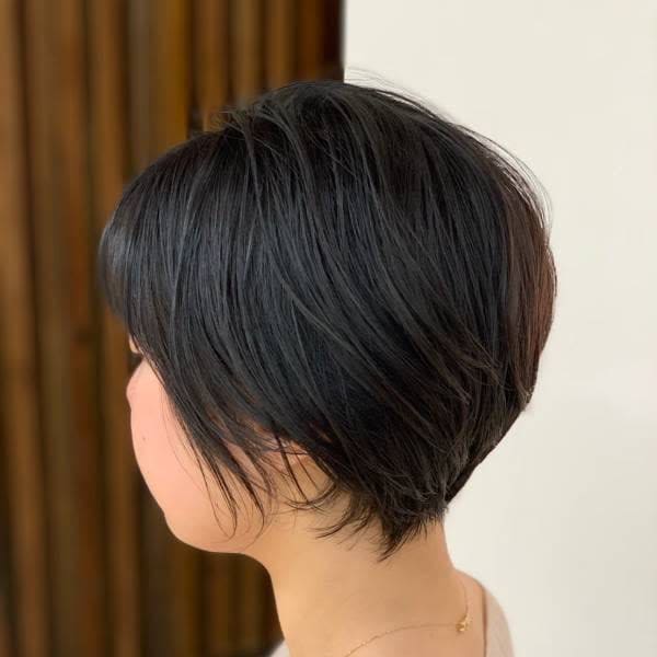 ショート/透け感/小顔/黒髪/前下がり/丸み/30代40代