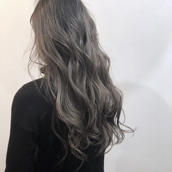 シルバーグレーグラデーション