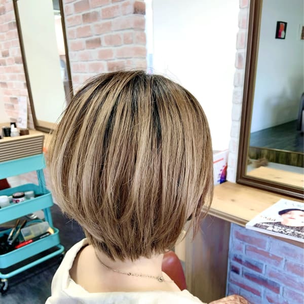 丸みショートボブ