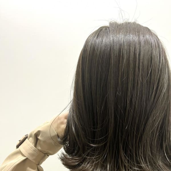 オリーブベージュ☆イルミナカラー