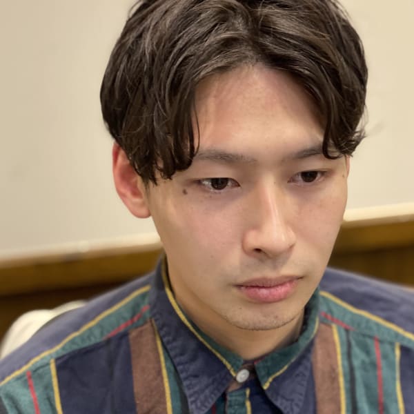 センター分けマッシュ