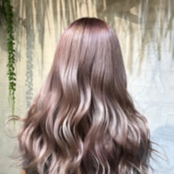 透明感ピンクベージュ