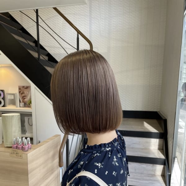 ミルクティーグレージュ|アッシュ ブランシェ