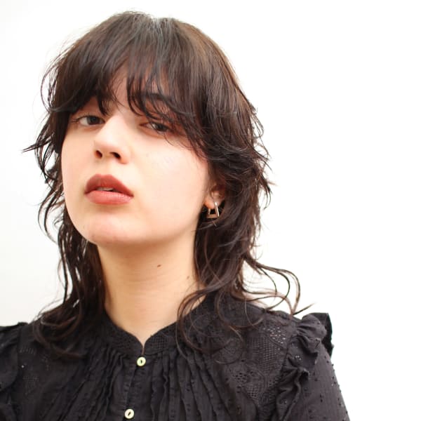 大人可愛いナチュラルウルフ