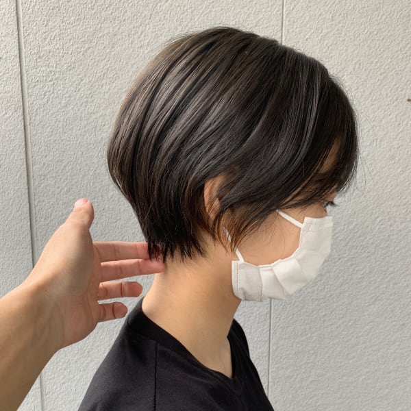 ハンサムショート大人小顔 丸み◎耳かけ