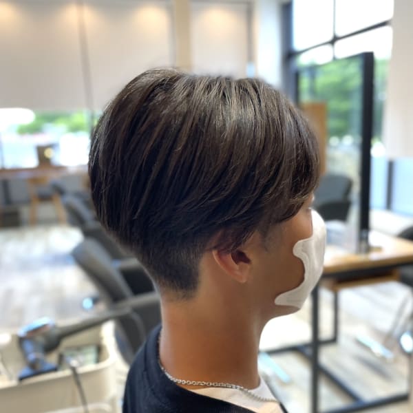 刈り上げセンターパート