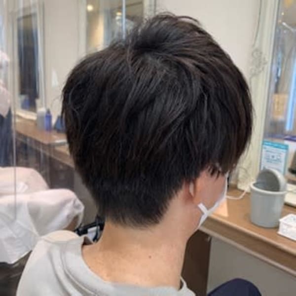 刈りすぎないナチュラルショート