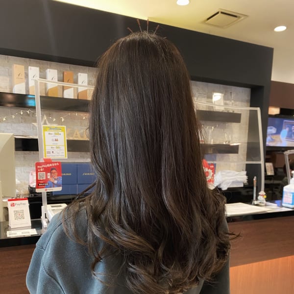 暗めカラー アッシュグレー ロングヘア