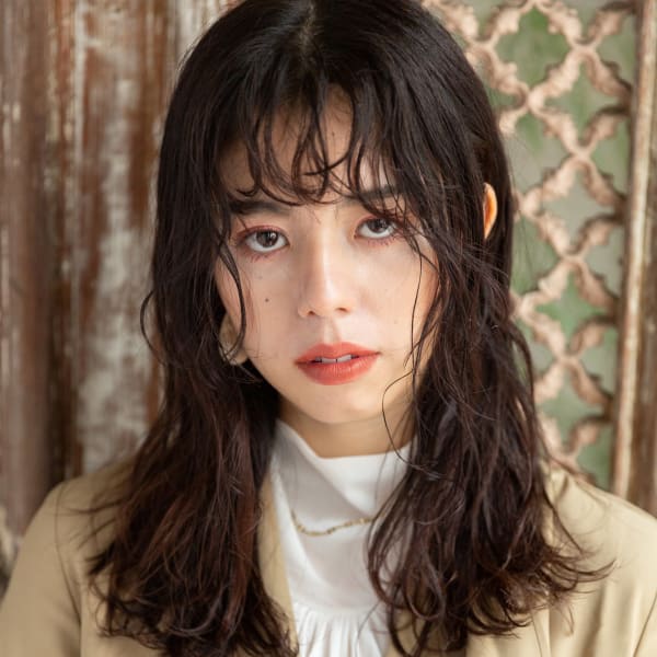 黒髪×コテ巻き