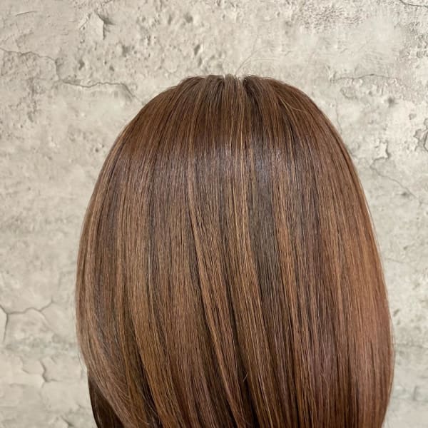 脱白髪染ハイライトカラー