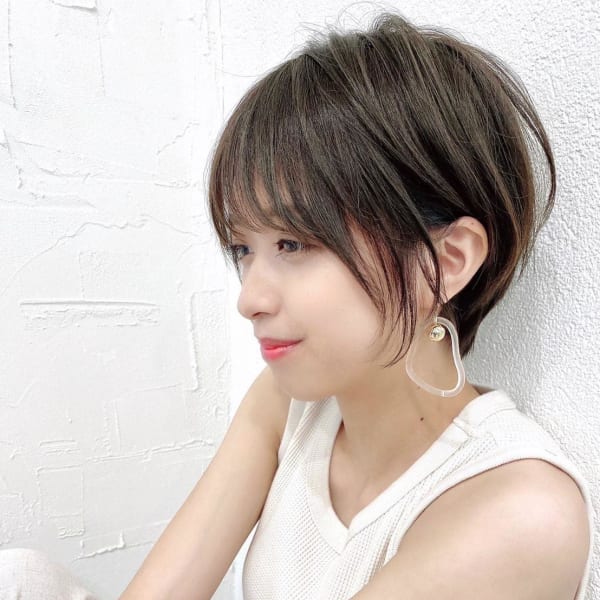 大人可愛いふんわりショート