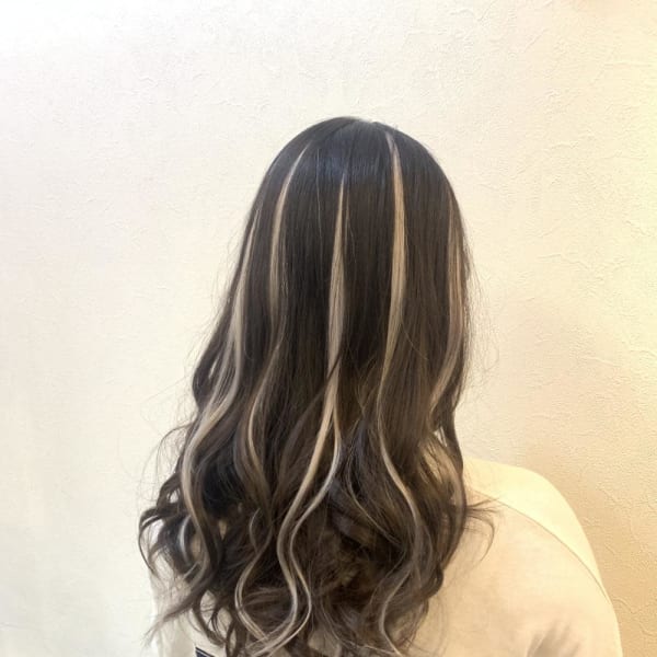 シールエクステでメッシュスタイル