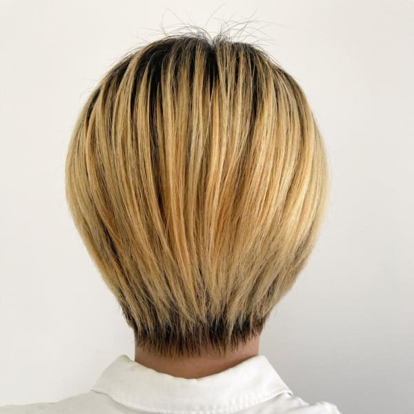 くびれショート