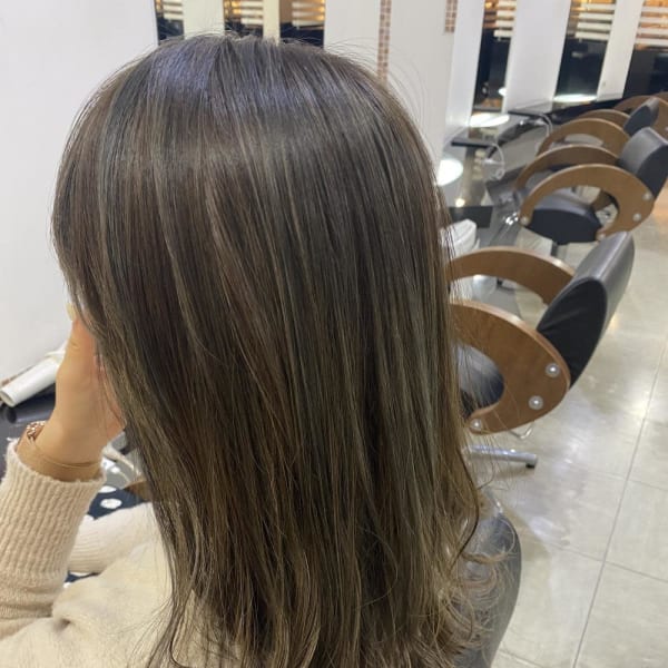 ハイライト、濃いめオンカラー!