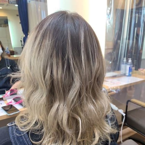 ハイトーン　シルバーブロンド