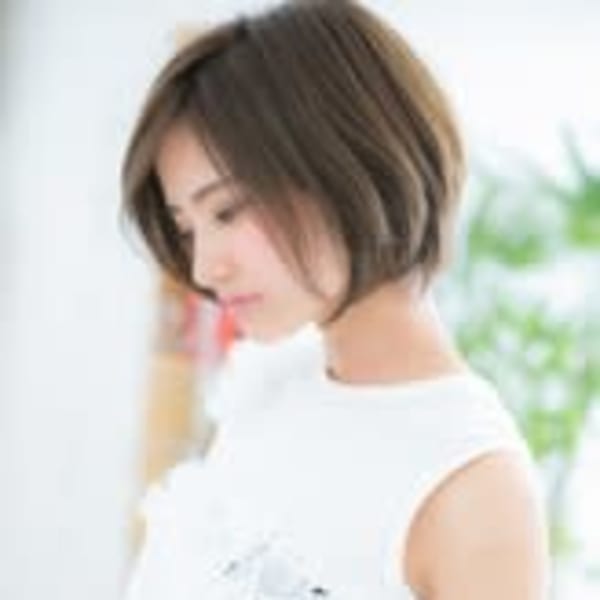 綾瀬/髪質改善/ミルクティアッシュ×マッシュショートボブa