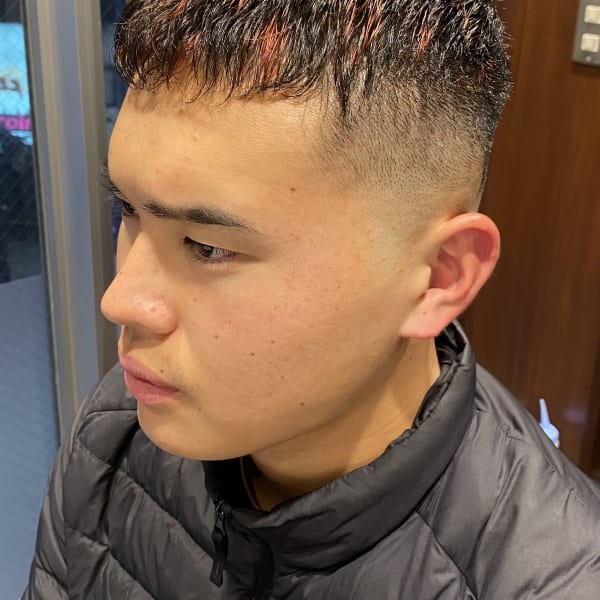 クロップフェード赤メッシュ ヒロ銀座