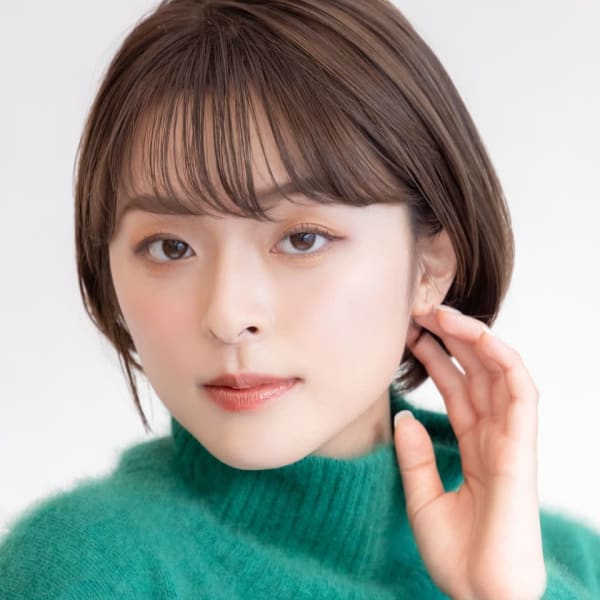 耳掛けショートボブ