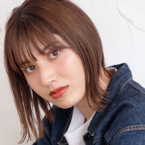 大人かわいい切りっぱなしボブ