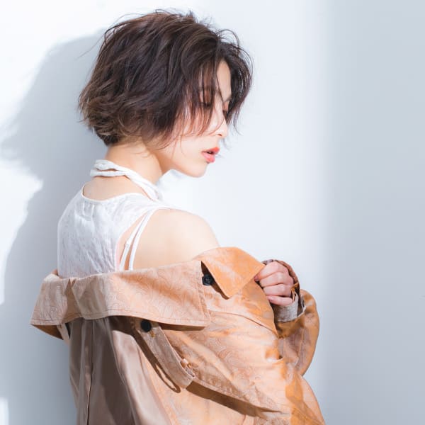 【emu井上信洋】ルーズパーマのハンサムマッシュショートボブ