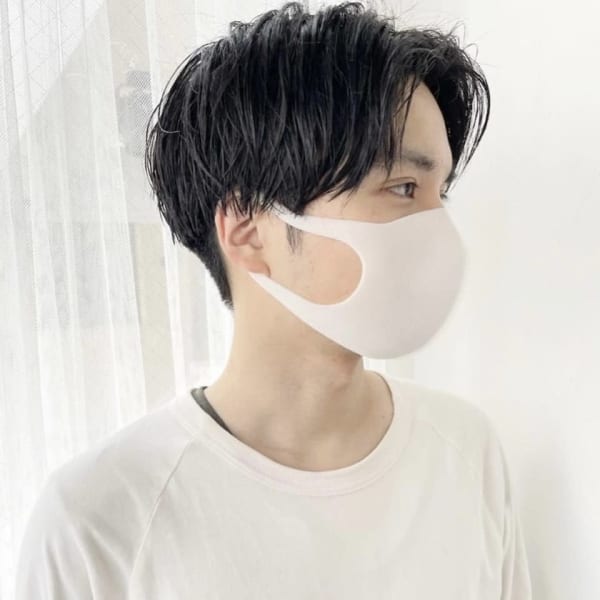 さわやかセンターパート/ビジネス/黒髪/ツーブロック