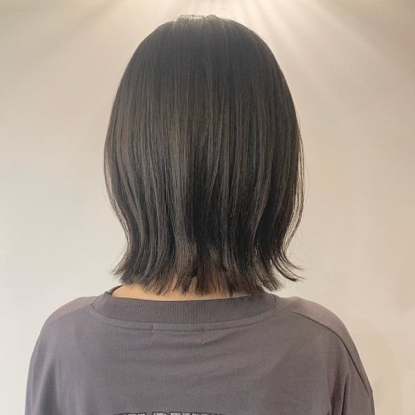 ナチュラルな外ハネ切りっぱなしボブスタイル☆