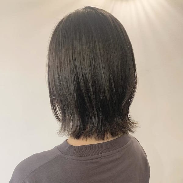 ナチュラルな外ハネ切りっぱなしボブスタイル☆