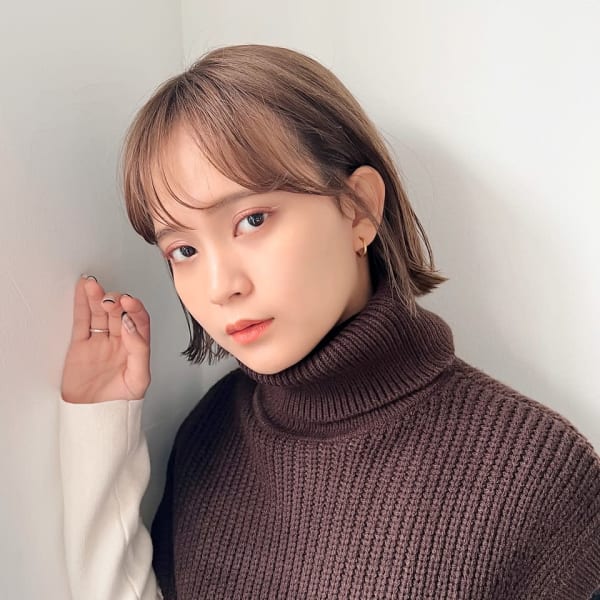 カット+プチスパ 4000円高いデザイン力でオン・オフでも簡単にキマるス
22時まで営業しているので仕事帰りもOK◎男性のヘアスタイルは緻密なカットが命!計算しつくされたカット技術で納得の仕上がりを♪ハイキャリアのスタイリストのみが在籍しているから何でも相談できる♪
Vision 心斎橋店からのメッセージ
サロンからのメッセージもご予約の参考に。
【アクセス】御堂筋線心斎橋駅の場合、5番出口の階段を上り終えたら左に曲がり商店街を左にお進みください。ダイコク・YAMAHAがある十字路に着きましたら右に曲がり次に出てくる十字路は真っ直ぐ進み、更に50m程先の右手にHOTEL THE FLAGがあり、その向側にある東山ビル2階になります。長堀鶴見緑地線の場合、南12番出口を出て商店街をなんば方面へ進みます。ダイコク・YAMAHAがある十字路を左に曲がってからは、御堂筋線と同じになります
【駐車場】店前パーキング有り(有料)
【その他】お客様をお待たせしないように担当以外のスタイリストが手伝わさせていただく場合がございます。
来店者さん
40代 (女性)
- 技術:4.0
- サービス:4.0
- 雰囲気:4.0
2026年3月4日
来店者さん
50代 (女性)
- 技術:5.0
- サービス:5.0
- 雰囲気:5.0
2026年2月24日
ありがとう
久しぶりにカットカラーしてもらえてよかったです。
育児を一番に今後も無理せずにお仕事続けてもらえたら、うれしいです。
よろしくお願いいたします。
来店者さん
50代 (女性)
- 技術:5.0
- サービス:5.0
- 雰囲気:5.0
2026年2月11日
今回も満足しました。
今回もありがとうございました。いつも通り綺麗にしてもらいました。また次回もよろしくお願いします!
Vision 心斎橋店からの返信
いつも当店をご利用頂き、ありがとうございます^^
お忙しい中、大変貴重な
口コミ頂き、ありがとうございます☆
こちらこそ^^いつもありがとうございます◎
いつも定期的なメンテナンスして頂き
綺麗持続のお手伝いさせて頂けてる事が
とっても嬉しく思います☆
今後も末永く担当させて頂ければ^^
と思いますので^^今後ともよろしくお願い致します☆
次回のご来店も
心よりお待ちしております^^
担当 武田 ゆい
Vision 心斎橋店の詳細情報
| サロン名 | Vision 心斎橋店 (ヴィジョン シンサイバシテン) |
|---|---|
| 電話予約・ネット予約 |
電話予約について:「楽天ビューティを見て電話しました」とお伝えください。その際、希望日時・メニュー・担当者・名前・電話番号などをお伝えください。 |
| 定休日 | 年中無休(年始三日間を除く) |
| 営業時間 | 10:00~22:00 |
| 住所 |
|
| アクセス |
|
| 支払方法 | |
| 得意メニュー | |
| エリア | |
| 設備・サービス |
|
![大人可愛い20代30代40代小顔ワンサイドショートボブ丸み前|Vision 心斎橋店