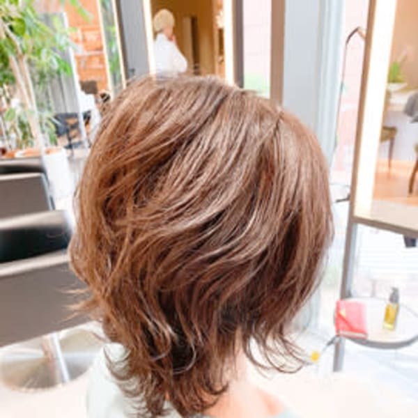 【elua 角床】大人可愛いエレガントショート