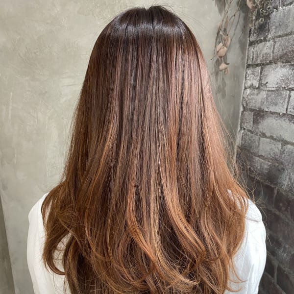 オレンジ ＋ 極細ハイライト ＋ レイヤーロング|No.06 Hair Work Shop