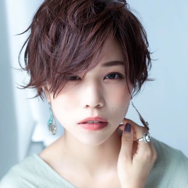 都会的な 魅力のある ベリーショート