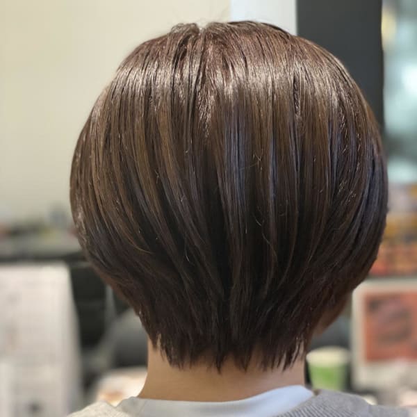 頭の形が綺麗に見える【ショートレイヤー】