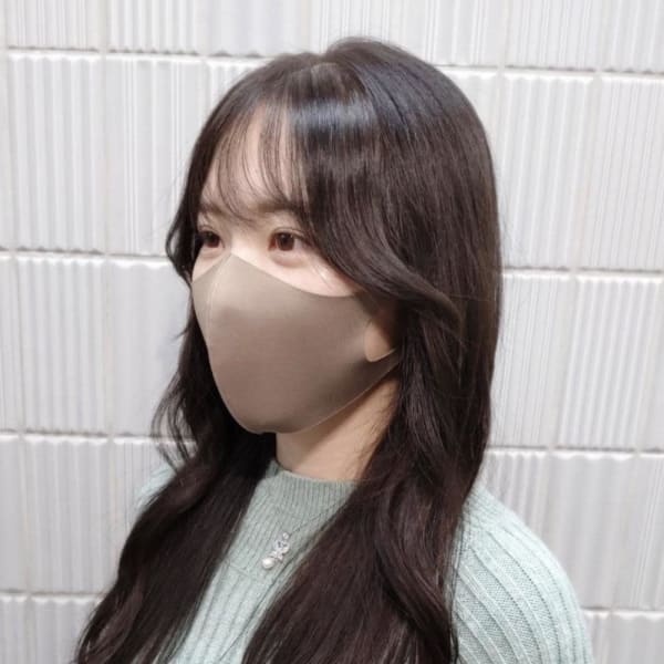 《韓国ヘア》シースルーバング×エギョモリ×ツヤカラー