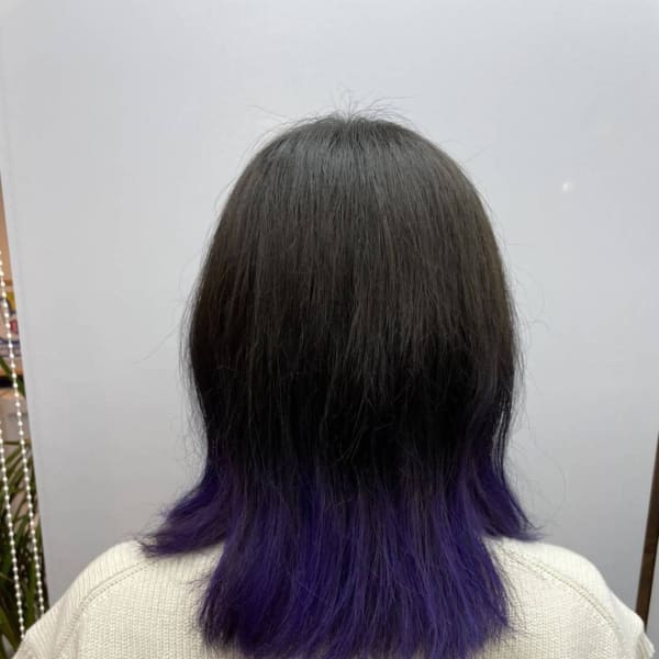 カットサロンタウラアルチザンヘアー×ミディアム