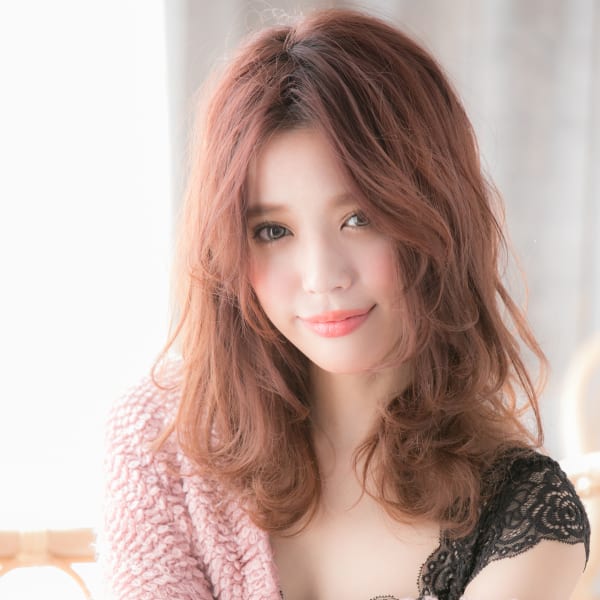 オシャレで愛らしい波々ウェーブ