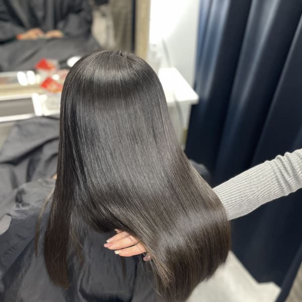 髪質改善ヘアエステ|【髪質改善・縮毛矯正専門】美容室イリス 高槻店