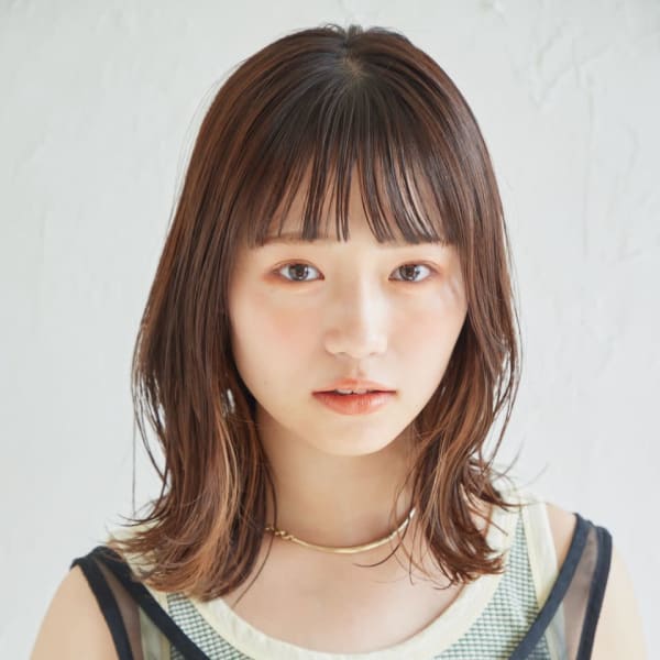 ミディアムレイヤー小顔ミディー