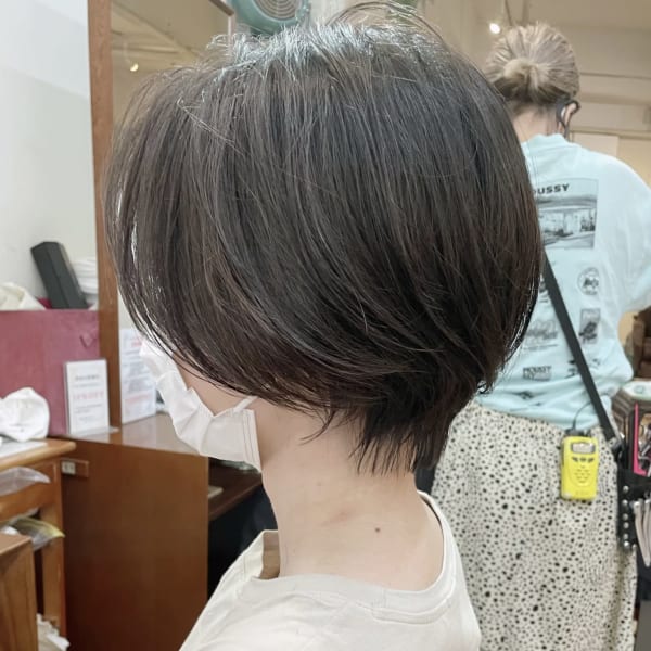 【黒髪ハンサムショート】