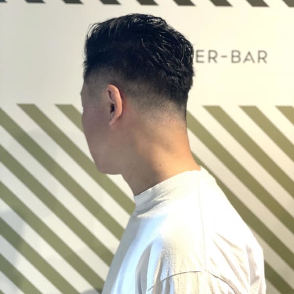 大人のサイドパートスタイル【BARBER-BAR】