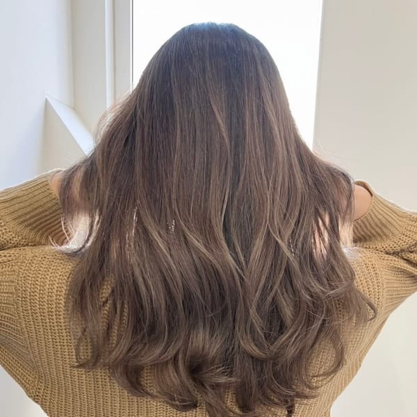 ミルクティーベージュカラー