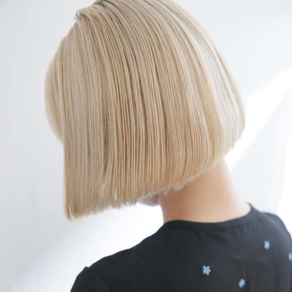 外国人風切りっぱなしボブ|Rorohair